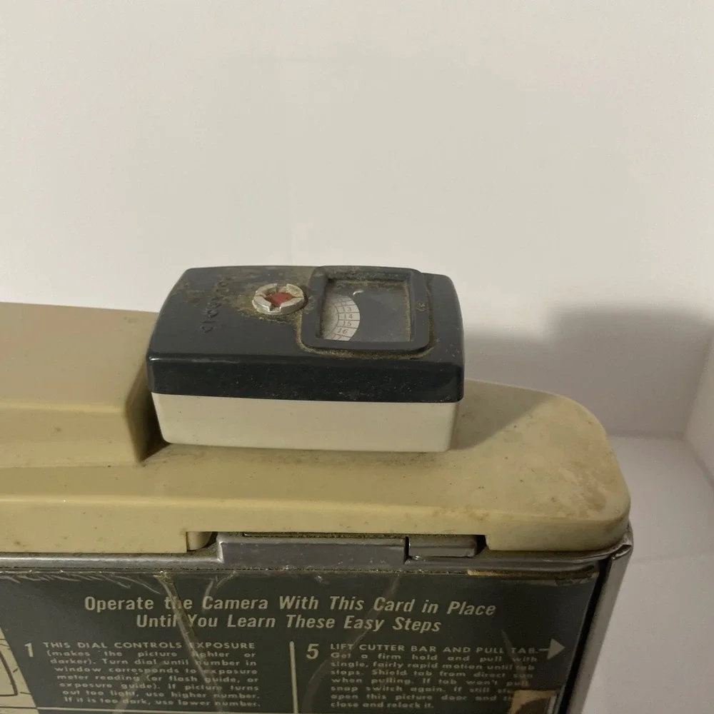 Vintage Polaroid 800 Land Camera Untested‎